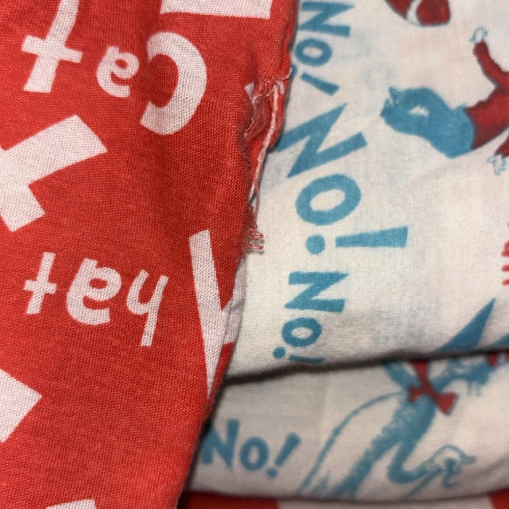 Dr. Seuss The Cat in the Hat Comforter & Sheet Set With Pillow‎ Case